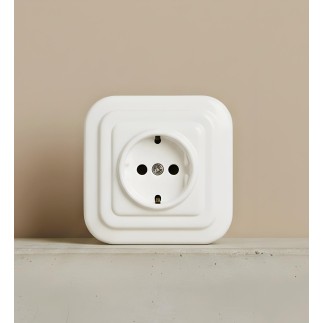 Porselen Kare Priz Beyaz